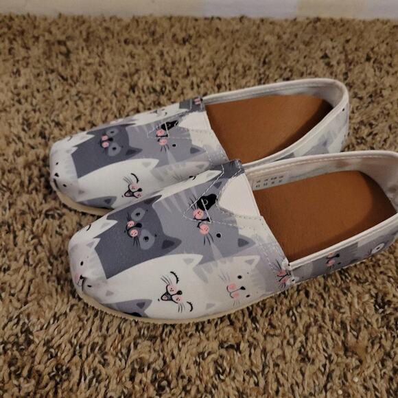 NEW InterestPrint Grey Cats Womens Comfortable Casual Flats 4.5 - Picture 4 of 7